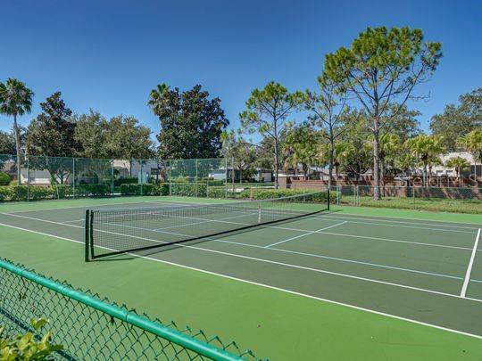 Image No.56-5 Bed Property for sale