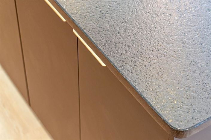 Image No.9-5 Bed Property for sale