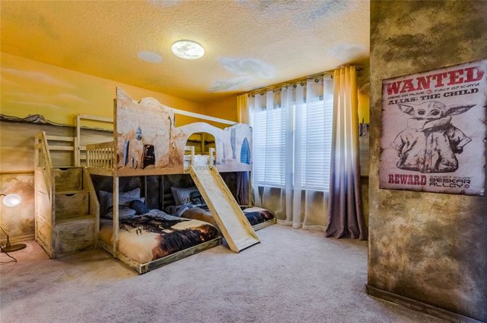 Image No.29-5 Bed Property for sale