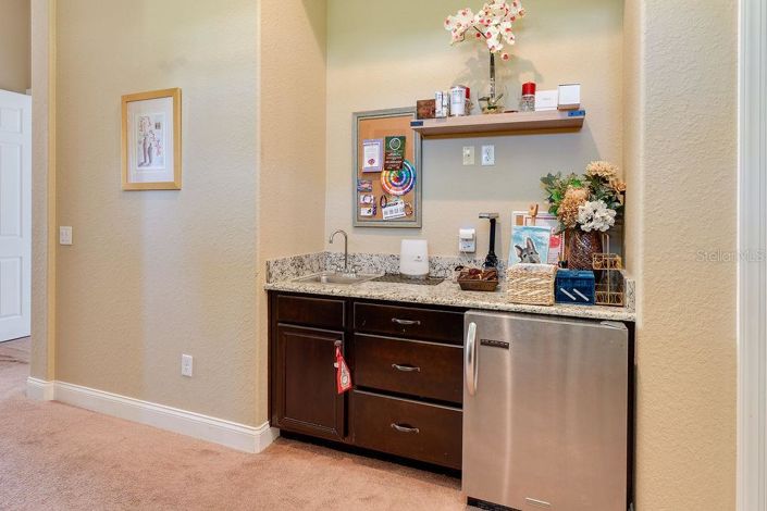 Image No.31-6 Bed Property for sale