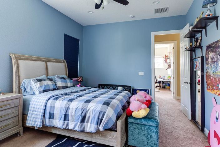 Image No.46-6 Bed Property for sale