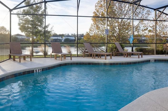 Image No.28-6 Bed Property for sale