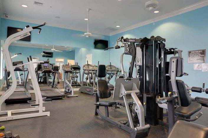 Image No.40-6 Bed Property for sale