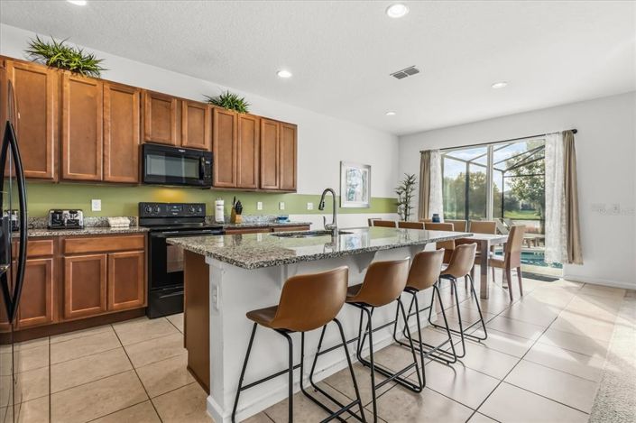 Image No.7-Propriété de 6 chambres à vendre à Kissimmee