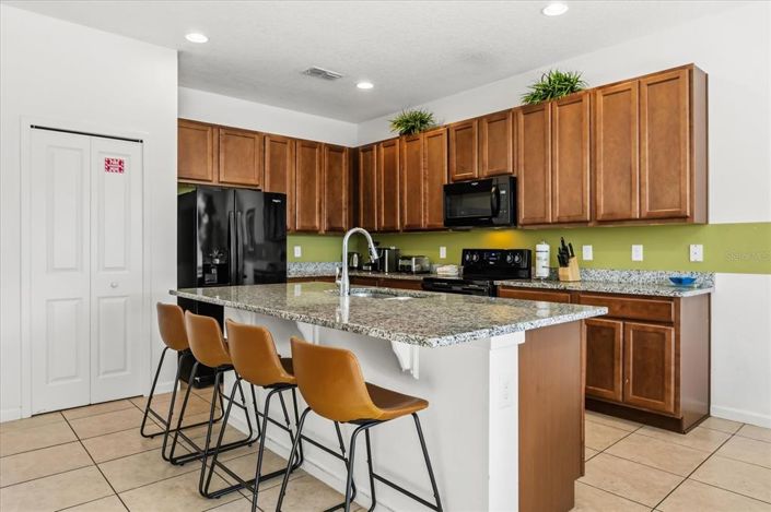 Image No.8-Propriété de 6 chambres à vendre à Kissimmee