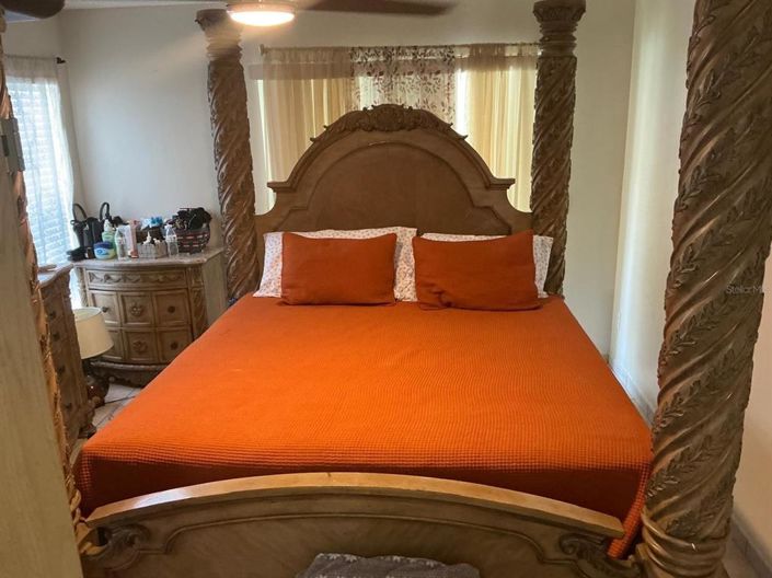 Image No.5-Propriété de 4 chambres à vendre à Kissimmee