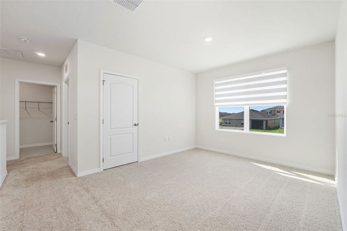 Image No.25-5 Bed Property for sale