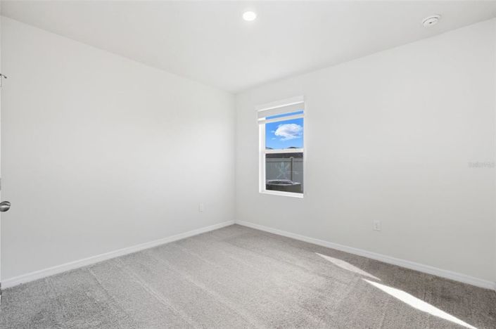 Image No.32-5 Bed Property for sale