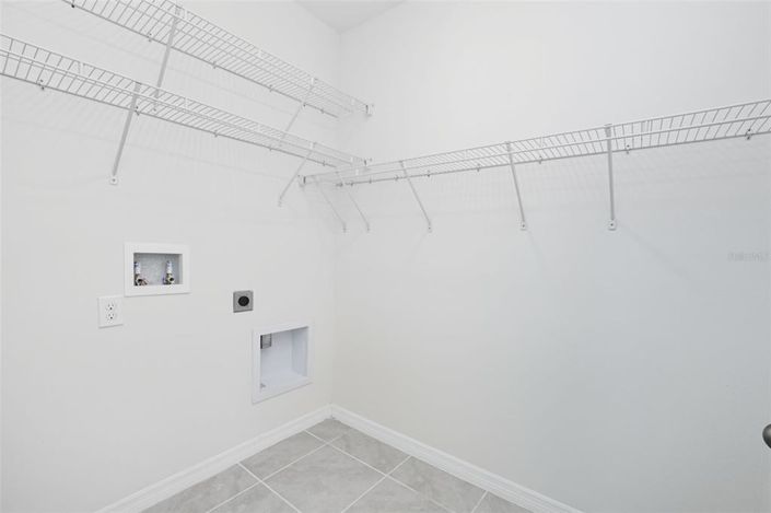 Image No.39-5 Bed Property for sale