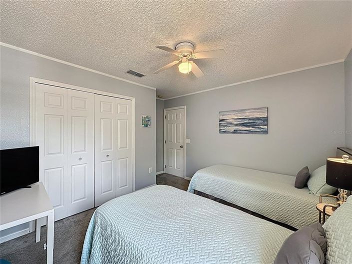 Image No.36-3 Bed Property for sale