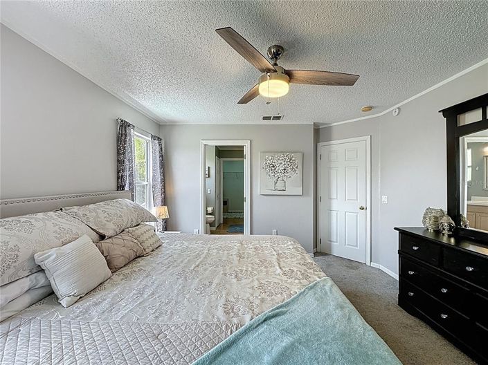 Image No.41-3 Bed Property for sale