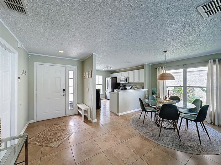 Image No.6-3 Bed Property for sale