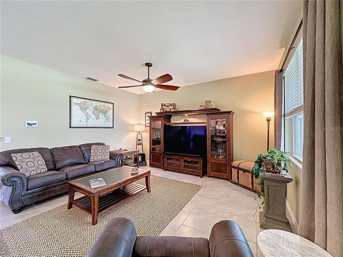 Image No.10-Propriété de 3 chambres à vendre à Clermont