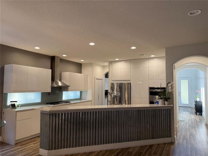 Image No.18-5 Bed Property for sale