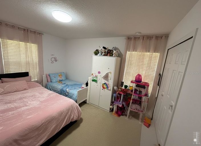 Image No.27-5 Bed Property for sale