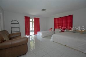 Image No.9-Propriété de 7 chambres à vendre à Kissimmee