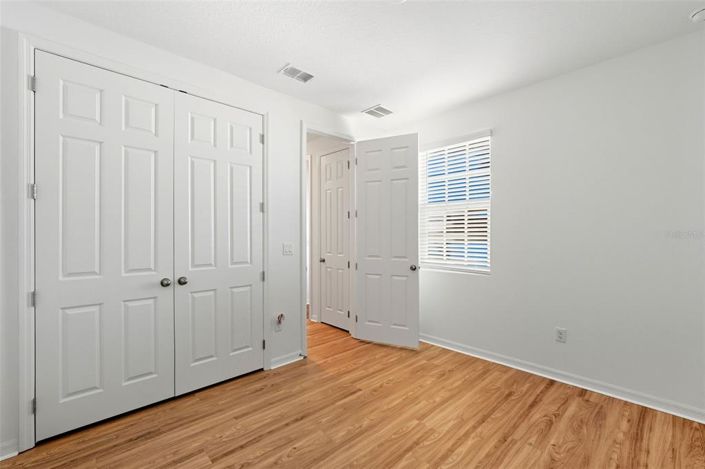 Image No.19-3 Bed Townhouse for sale