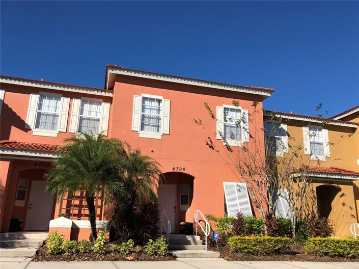Image No.1-3 Bed Townhouse for sale