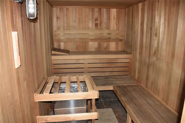 Image No.17-3 Bed Townhouse for sale