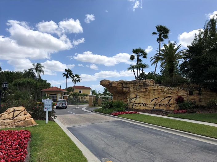 Image No.26-3 Bed Townhouse for sale