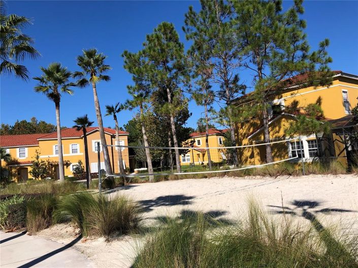 Image No.8-3 Bed Townhouse for sale