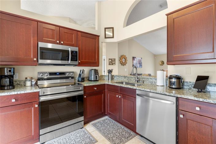 Image No.19-3 Bed Property for sale