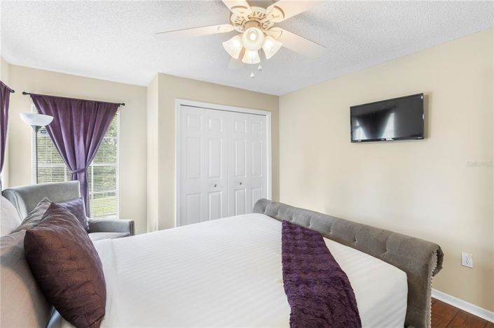 Image No.26-3 Bed Property for sale