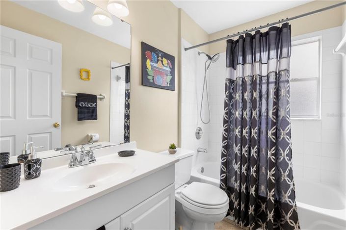 Image No.32-3 Bed Property for sale