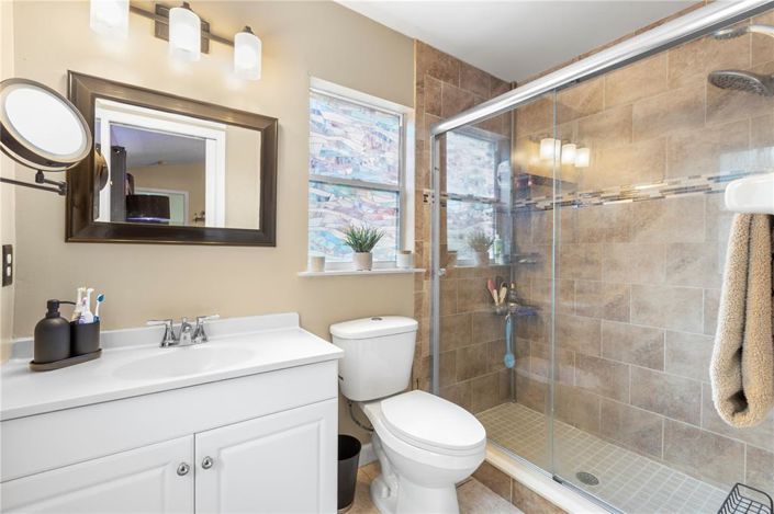 Image No.33-3 Bed Property for sale