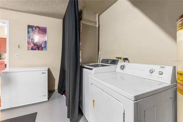 Image No.36-3 Bed Property for sale