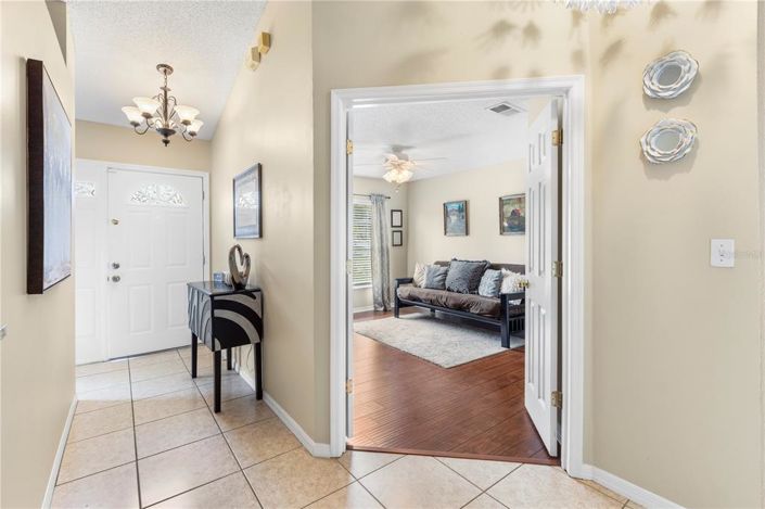 Image No.9-3 Bed Property for sale