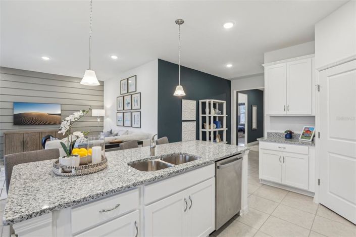 Image No.8-3 Bed Property for sale