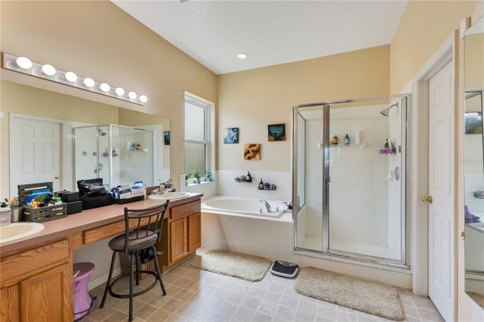 Image No.12-Propriété de 4 chambres à vendre à Kissimmee