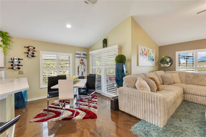 Image No.8-Propriété de 4 chambres à vendre à Kissimmee