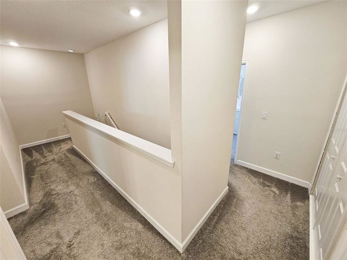 Image No.17-3 Bed Townhouse for sale