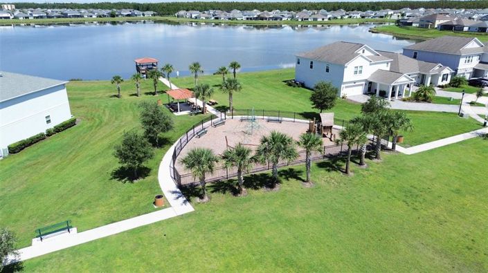 Image No.50-3 Bed Townhouse for sale