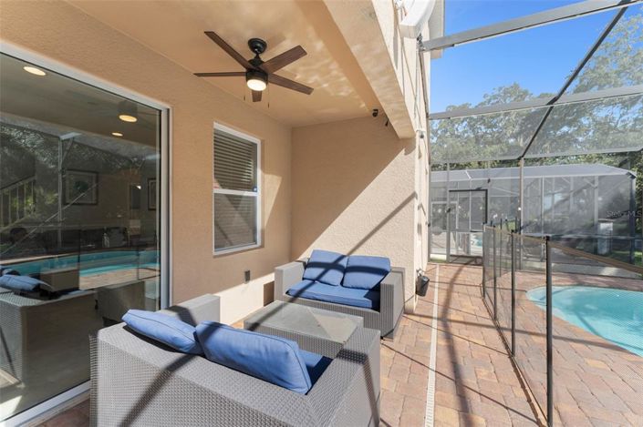 Image No.47-8 Bed Property for sale