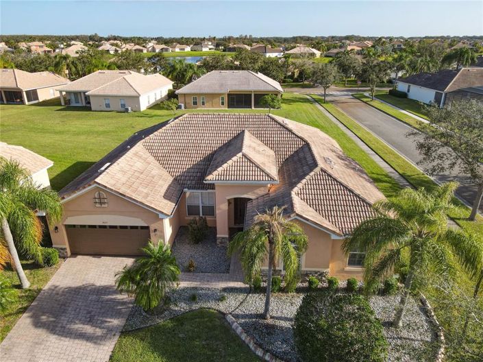 Image No.2-Propriété de 4 chambres à vendre à Kissimmee