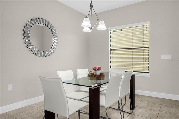 Image No.23-4 Bed Property for sale