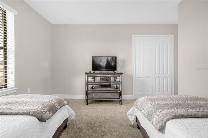 Image No.7-4 Bed Property for sale