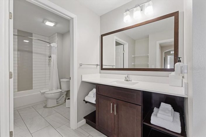 Image No.15-3 Bed Property for sale