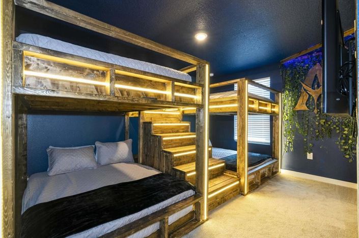 Image No.25-3 Bed Townhouse for sale