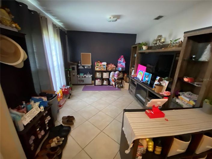 Image No.3-Propriété de 4 chambres à vendre à Kissimmee