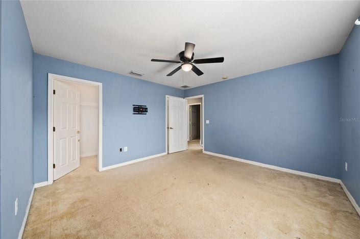 Image No.38-5 Bed Property for sale