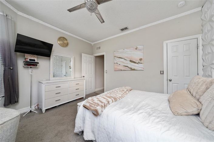 Image No.10-3 Bed Property for sale