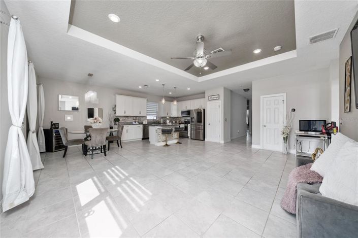 Image No.17-3 Bed Property for sale