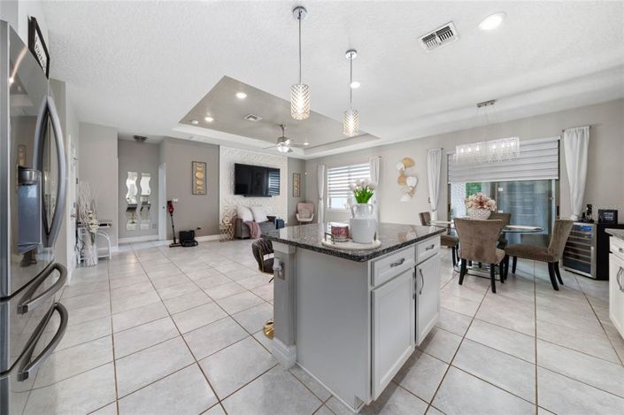 Image No.19-3 Bed Property for sale