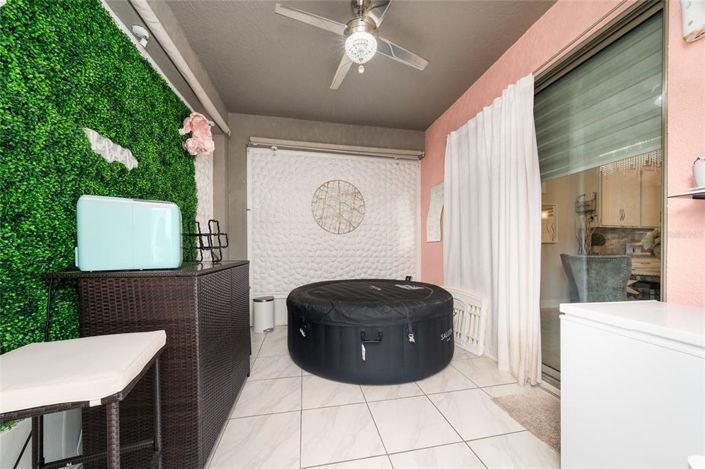 Image No.24-3 Bed Property for sale