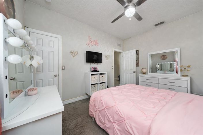 Image No.8-3 Bed Property for sale