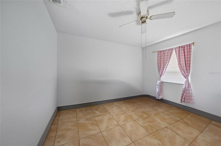Image No.7-Propriété de 3 chambres à vendre à Kissimmee
